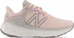 Running shoes New Balance Fresh Foam More v3