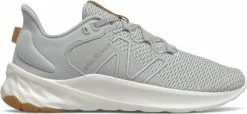 Running shoes New Balance Fresh Foam Roav v2