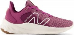 Running shoes New Balance Fresh Foam Roav v2