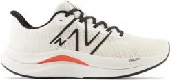 Running shoes New Balance FuelCell Propel v4