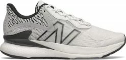 Running shoes New Balance Lerato